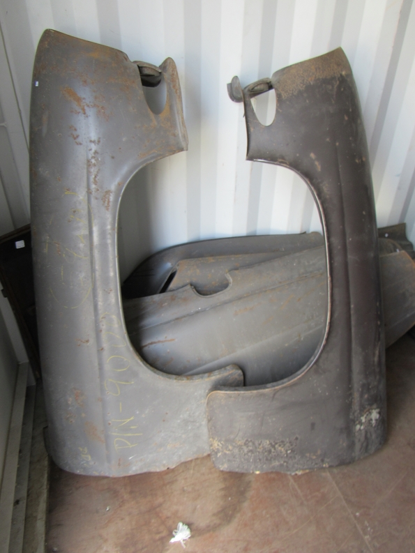 MK 10/420 Jaguar rear and front wings etc