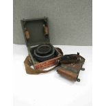 A WWII P8M aircraft compass with fitted case,