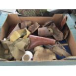 A box of mixed including relic shells,