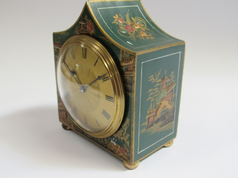 An early 20th Century French green chinoiserie cased timepiece, 8 day drum movement with Swiss lever - Image 2 of 3