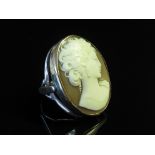 A carved shell cameo ring shank, unmarked, size N/O, 8.