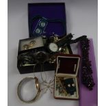 A quantity of bijouterie including brooches,