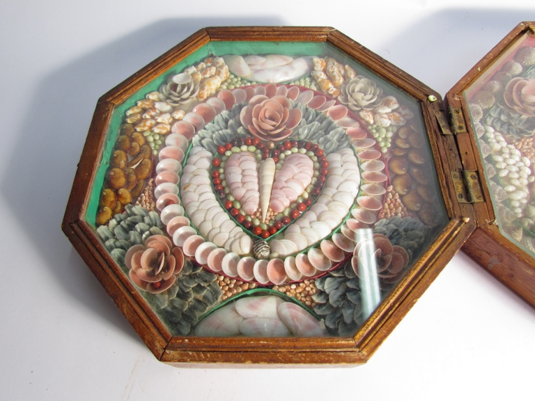 A Victorian mahogany framed Sailors Valentine the hexagonal box opening to reveal two shell - Image 2 of 5