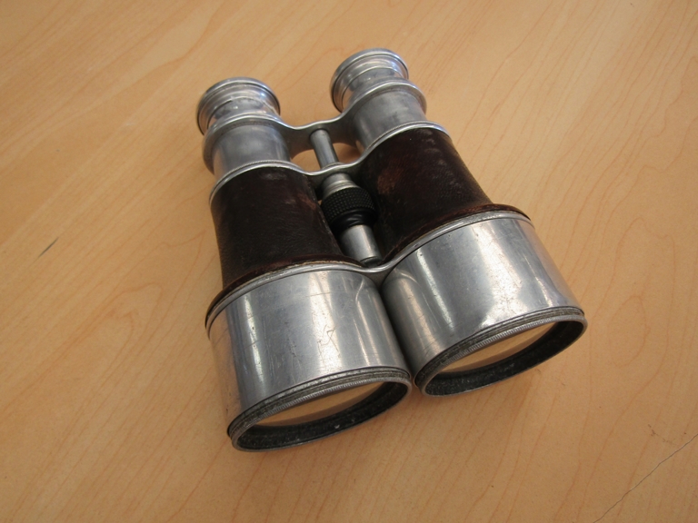 A set of vintage binoculars - Callaghan & Co Paris