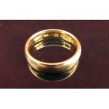 A 22ct gold wedding band, 4mm wide. Size O, 6.