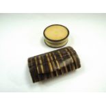 A horn snuff box and ivory box