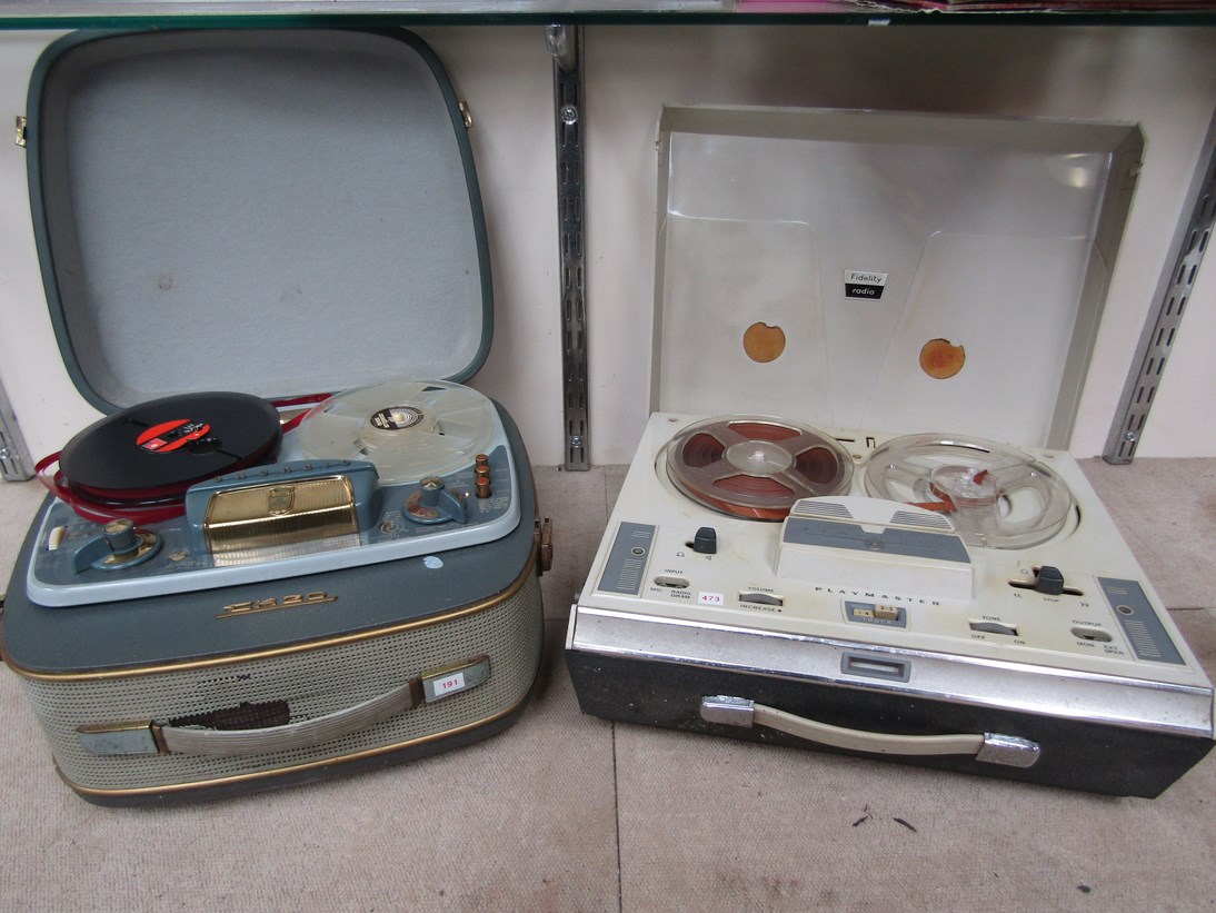 A Grundig TK20 reel to reel tape recorder and a Fidelity TR5 example (2)