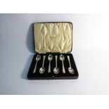 A set of six John Sanderson silver teaspoons, Sheffield 1908 in associated case,