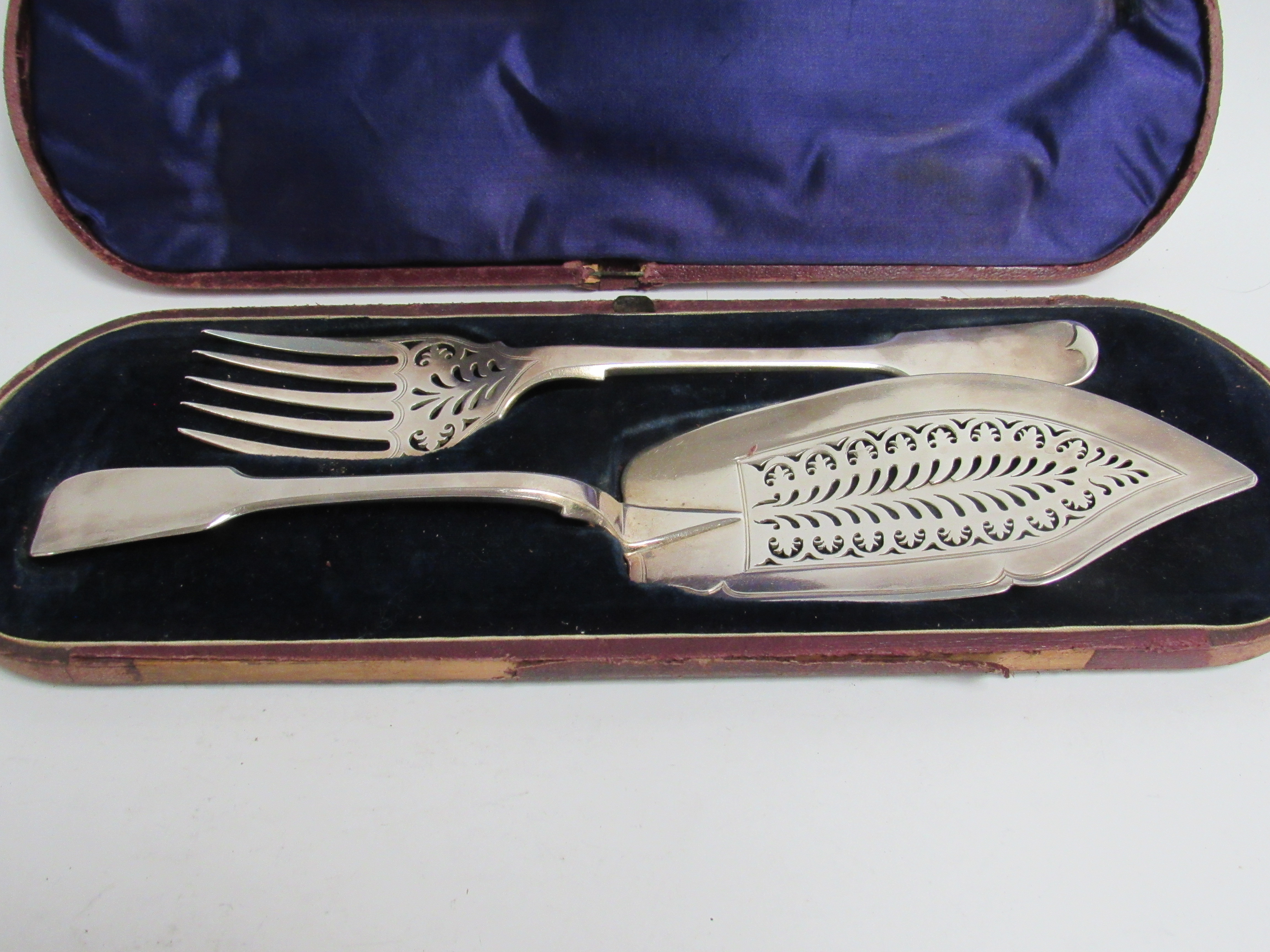 A silver serving knife London 1828 and William Hutton & Sons fork Sheffield 1878, - Image 2 of 4