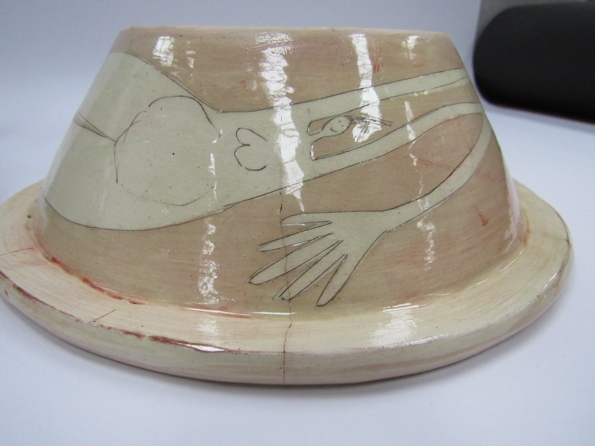 Five pieces of Studio pottery including a Lowerdown bud vase, Vivienne Ross Sgraffito bowl a/f etc. - Image 2 of 5