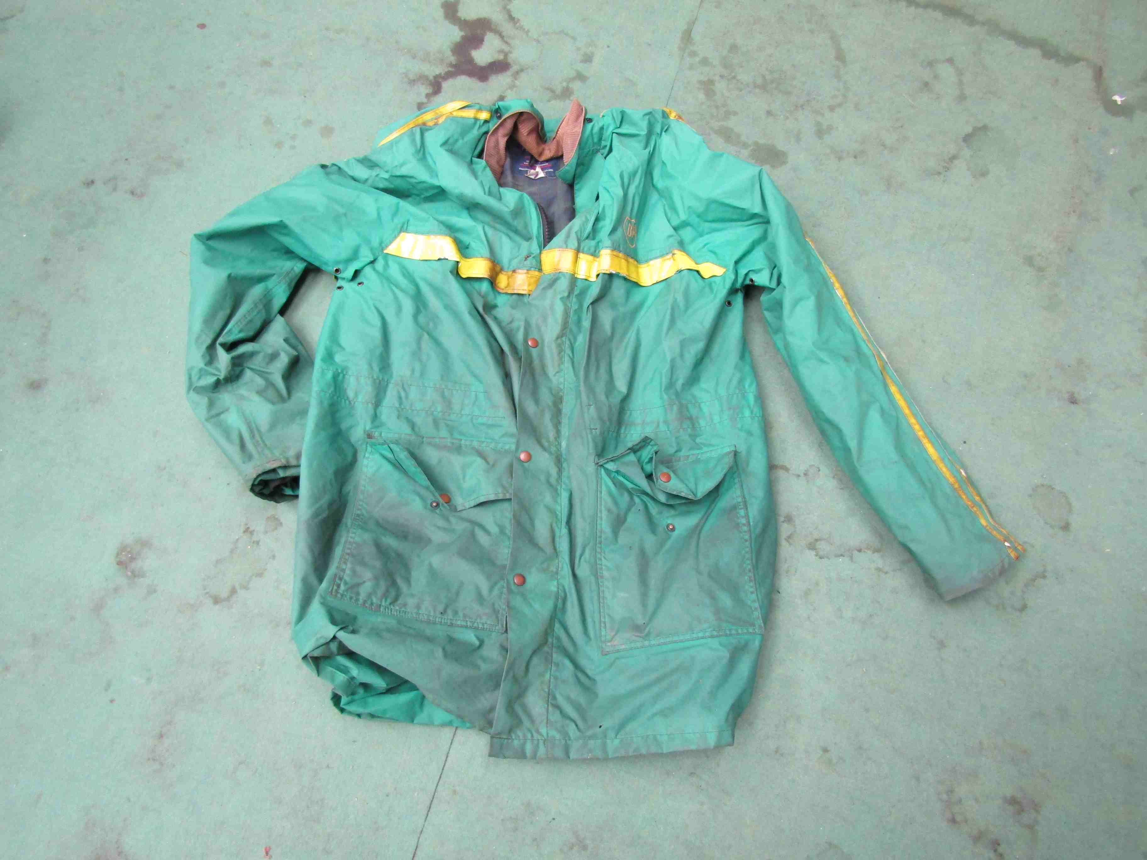Two BP fore court jackets, - Image 4 of 7
