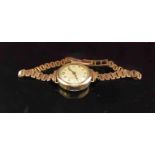 A 9ct gold cased lady's wristwatch, 13.