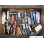 Thirty two items of mostly Hornby 00 gauge rolling stock