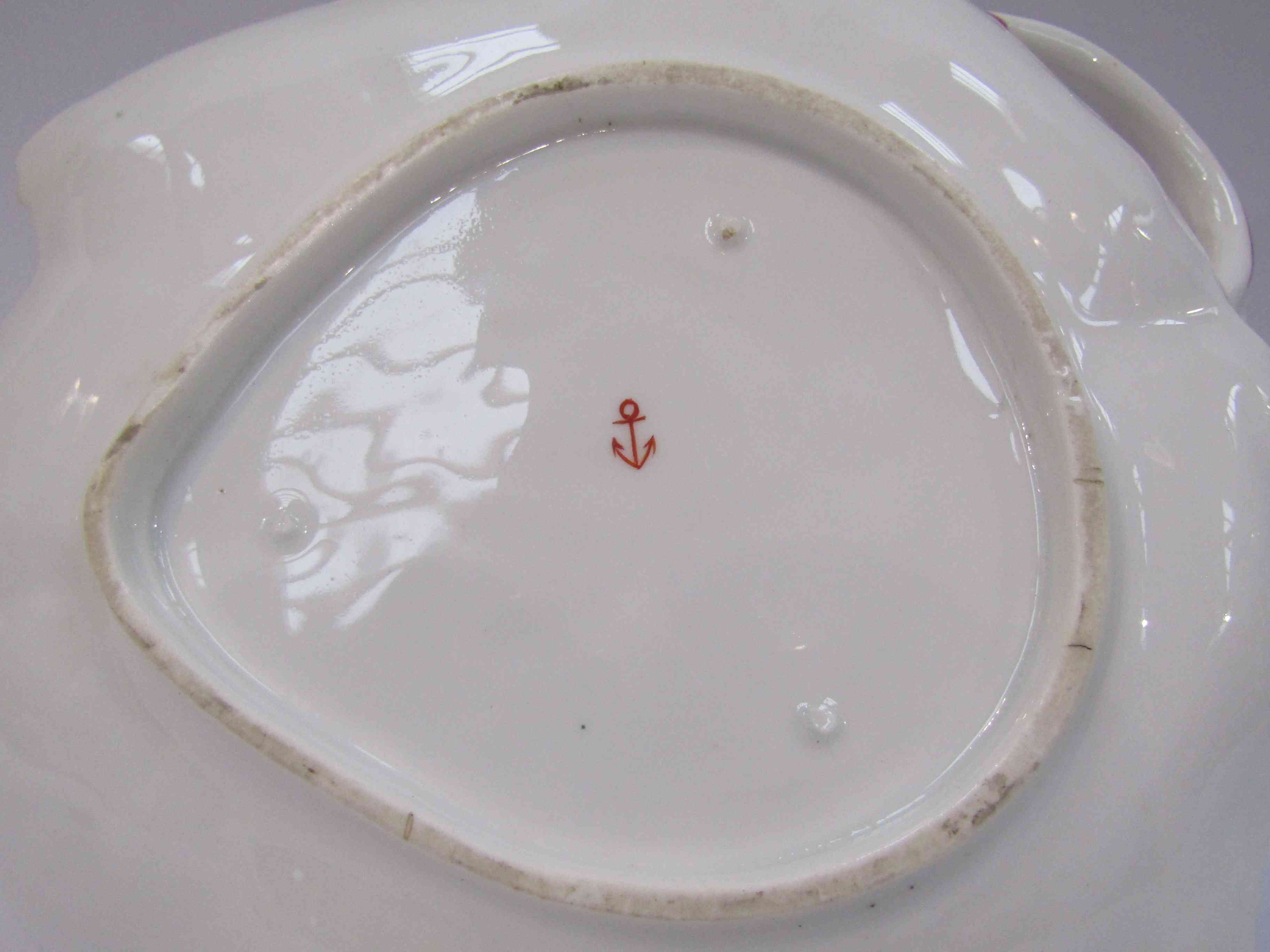 A 19th Century Chelsea leaf form dish with red anchor mark - Image 3 of 3