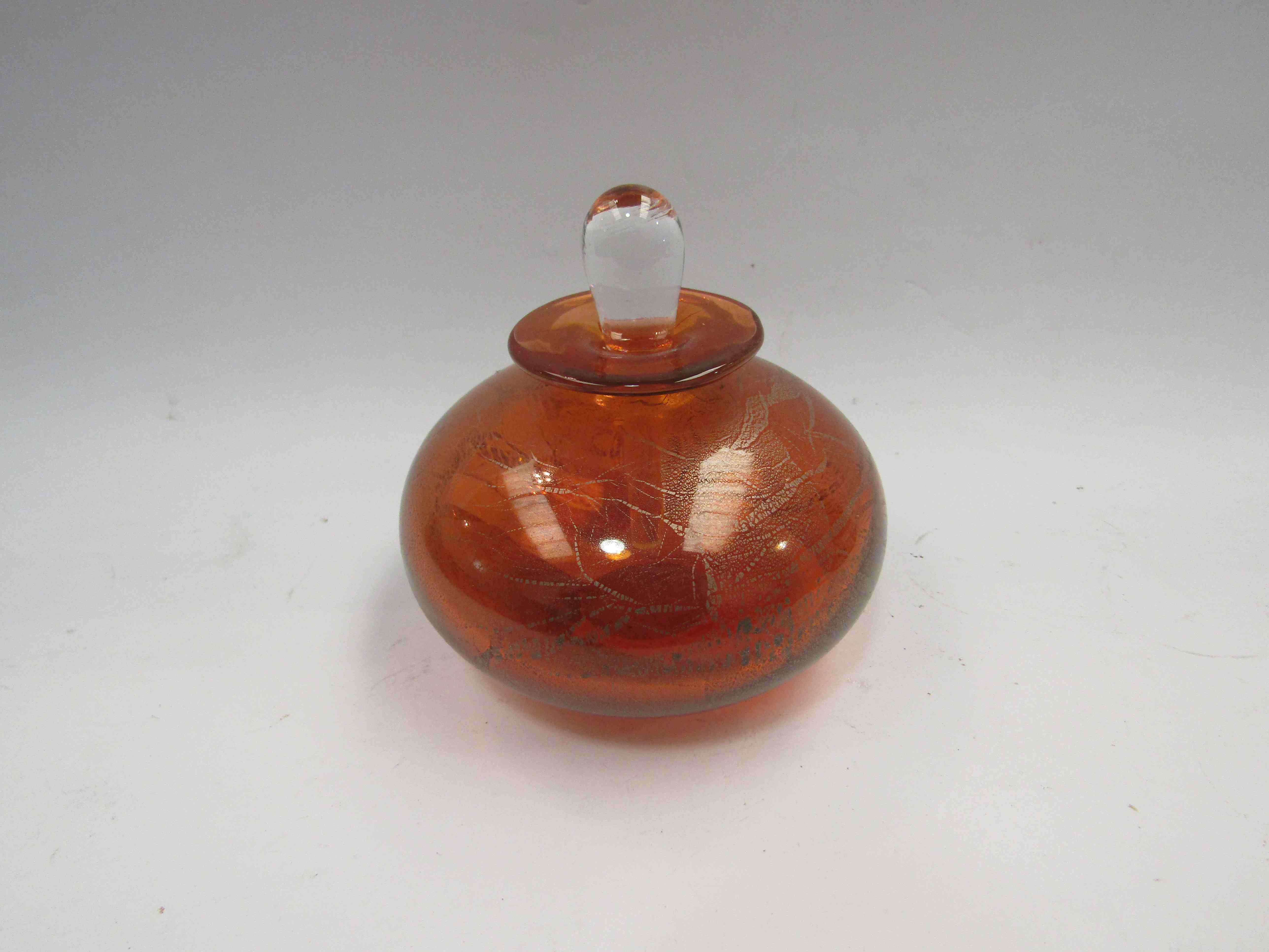 A Holmegaard scent bottle with mottled detail