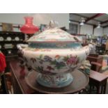 A 19th Century soup tureen with lid,