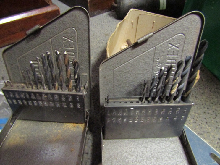 A box of mixed size drill bits and drill attachments, Allen keys, - Image 5 of 5