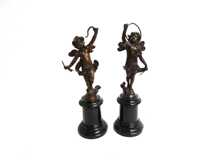 Two cast bronze cherub figures on plinths a/f,