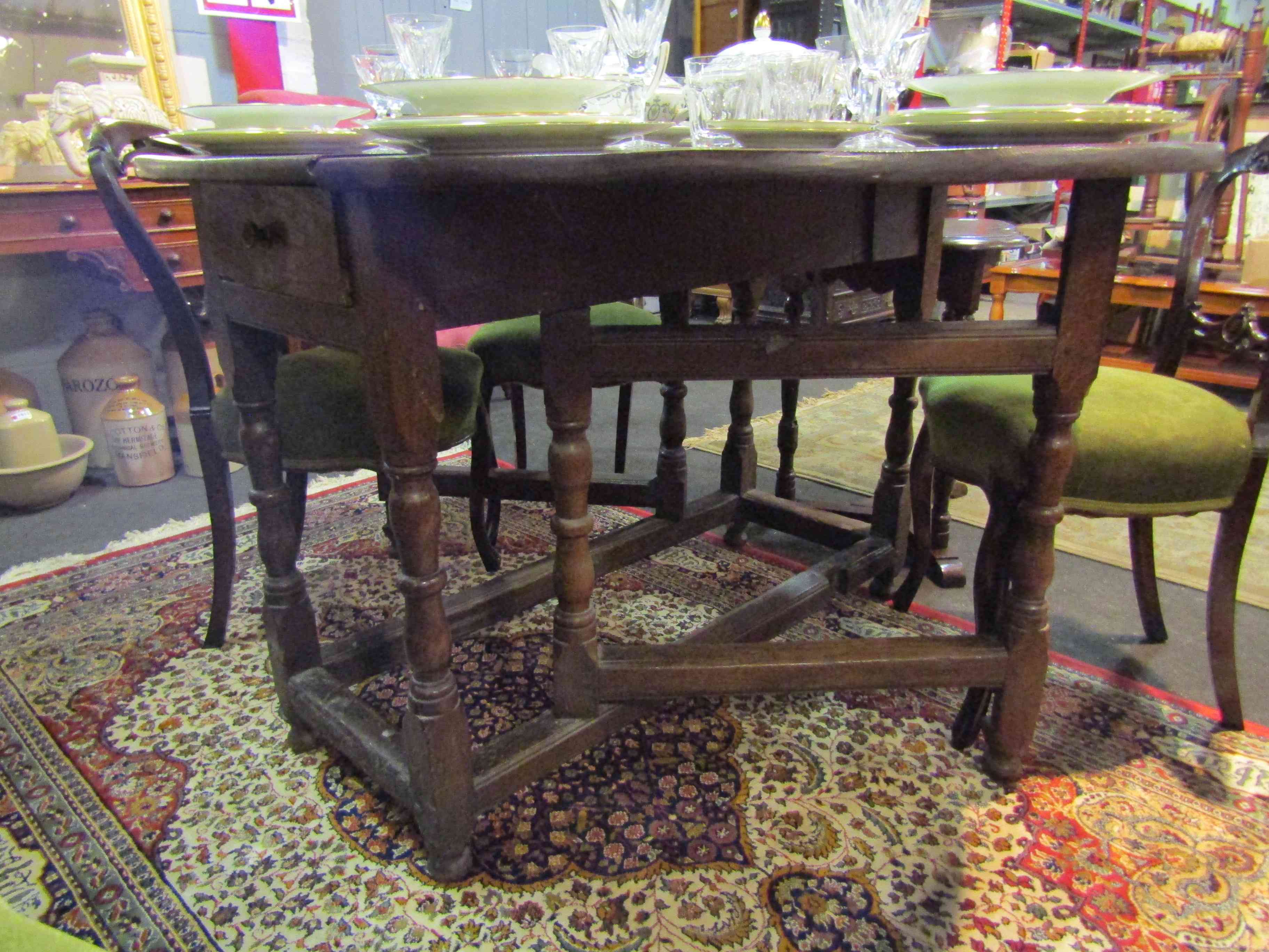 An 18th Century and later oak gateleg table - Image 2 of 2