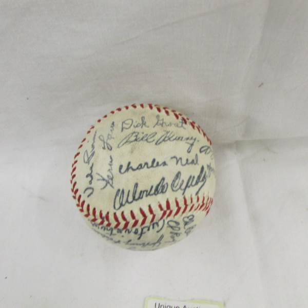 An old baseball from the USA bearing various signatures. - Image 3 of 4
