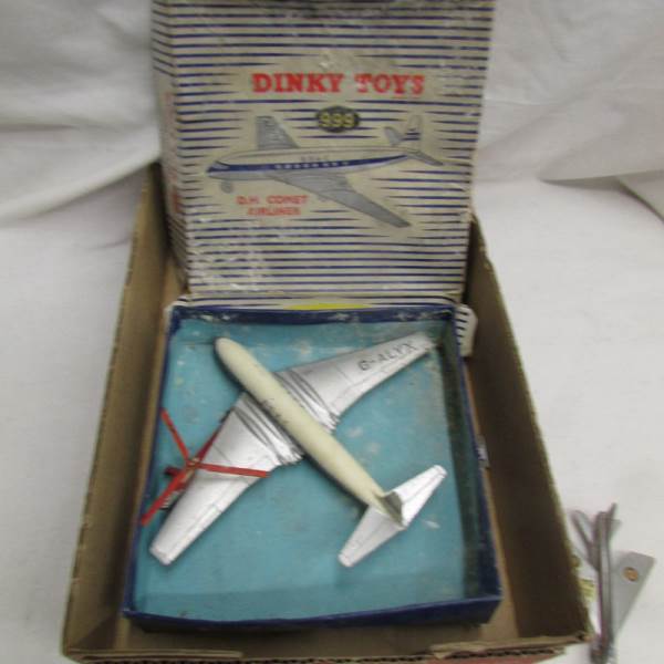 A boxed Dinky 999 Comet airliner and other aircraft. - Image 2 of 4