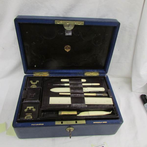 A vintage cased manicure set, P & F Schafer, 17, Piccadilly, London. - Image 2 of 4