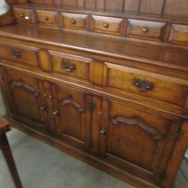 A good quality oak dresser. ****Condition report**** Approximate length 158. - Image 2 of 3