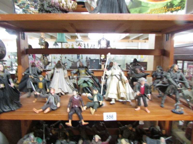 Approximately 25 Lord of the Rings figures. - Image 3 of 4