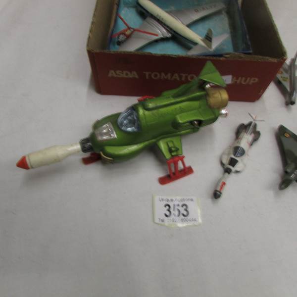 A boxed Dinky 999 Comet airliner and other aircraft. - Image 4 of 4