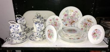 A 17 piece Wedgwood dinner set Meadow Sweet,