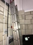 An extending three-section aluminium ladder