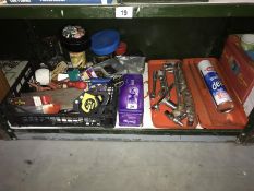 A quantity of tools and a socket set