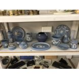 14 pieces of assorted Wedgwood Jasperware including bowls, plates, etc.