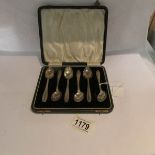 A cased set of 6 silver teaspoons, Birmingham 1928, approximately 70 grams.