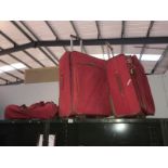 2 suitcases and matching holdall
