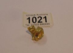 A 9ct gold charm of a cat (hall marked Birmingham import) approximately 6 grams.