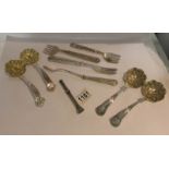 A mixed lot of silver plate cutlery etc.