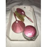 A deco dressing table set (1 brush a/f)
