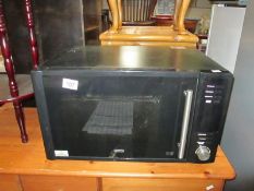 A Delonghi microwave