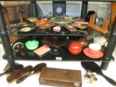 A mixed lot of vintage bakelite/plastic ware including dressing table items, art deco photo frame,