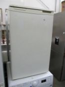 An LEC fridge