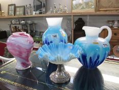 A matching Ambiente Zwiesel glass vase and jug,