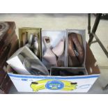 5 pairs of ladies shoes (some new)