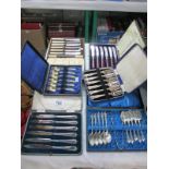 A good lot of cased cutlery