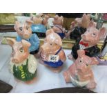 A set of 5 Wade Nat West pigs