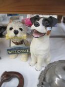 2 dog figurines