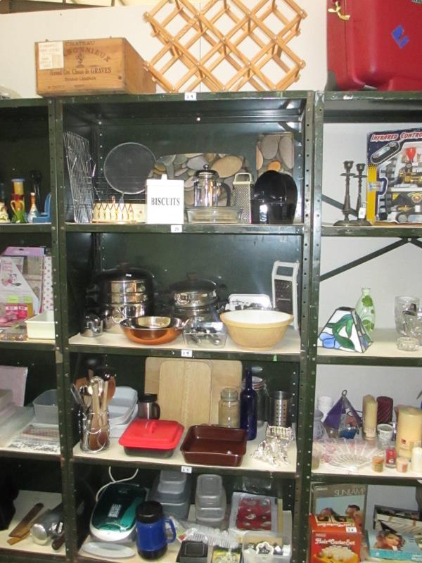 5 shelves of kitchenalia