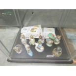 7 Beswick Beatrix Potter figurines and 2 Royal Albert Beatrix Potter figurines together with 7