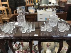 2 decanters,