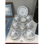 A Ridgway Royal Vale porcelain tea set